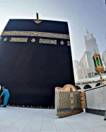 Why are there no airports in Makkah and the nearest airports to it?